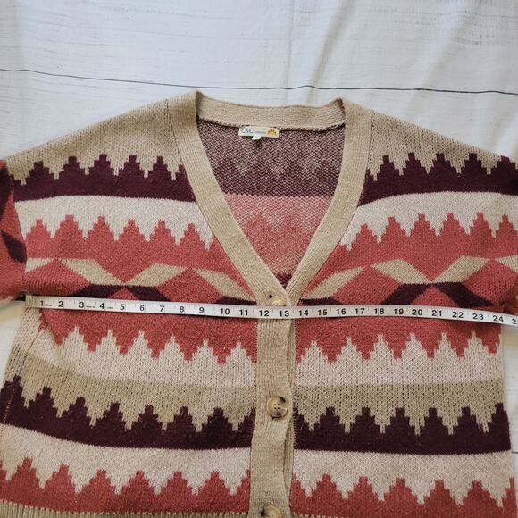 C&C California Size 1x	Women's Plus Size Cardigan Sweater Aztec Neutral Colors - Picture 7 of 10